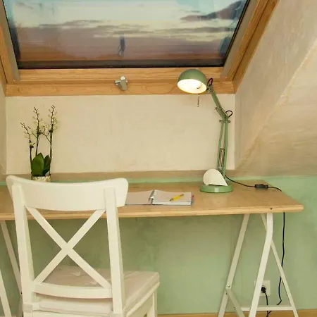 Gite Douillet A Avec Terrasse, Wifi Et Cuisine Equipee - Fr-1-589-43 *