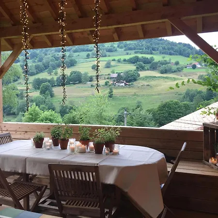 Gite Douillet A Avec Terrasse, Wifi Et Cuisine Equipee - Fr-1-589-43 * Fresse-sur-Moselle